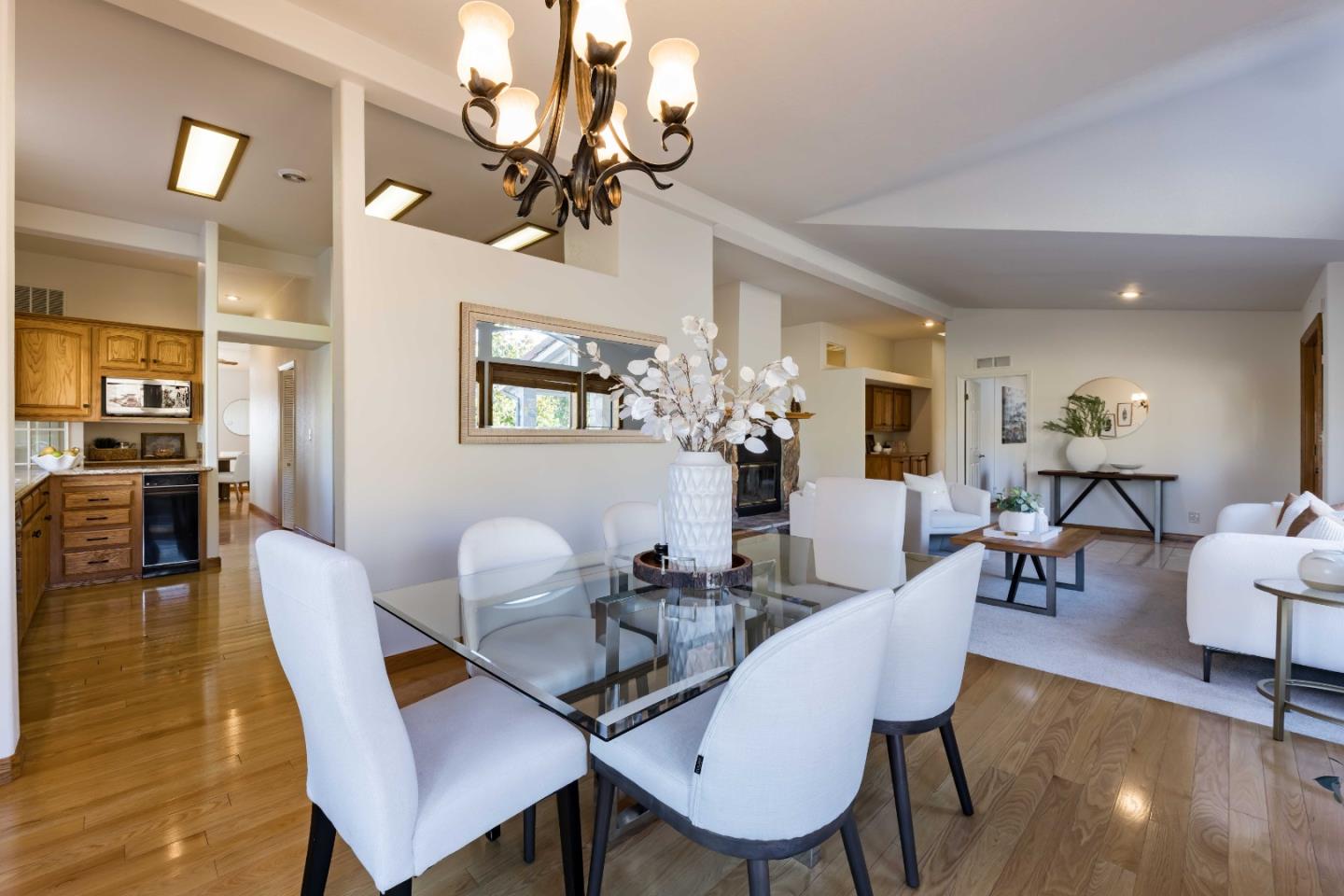 4024 Higuera Highland Lane