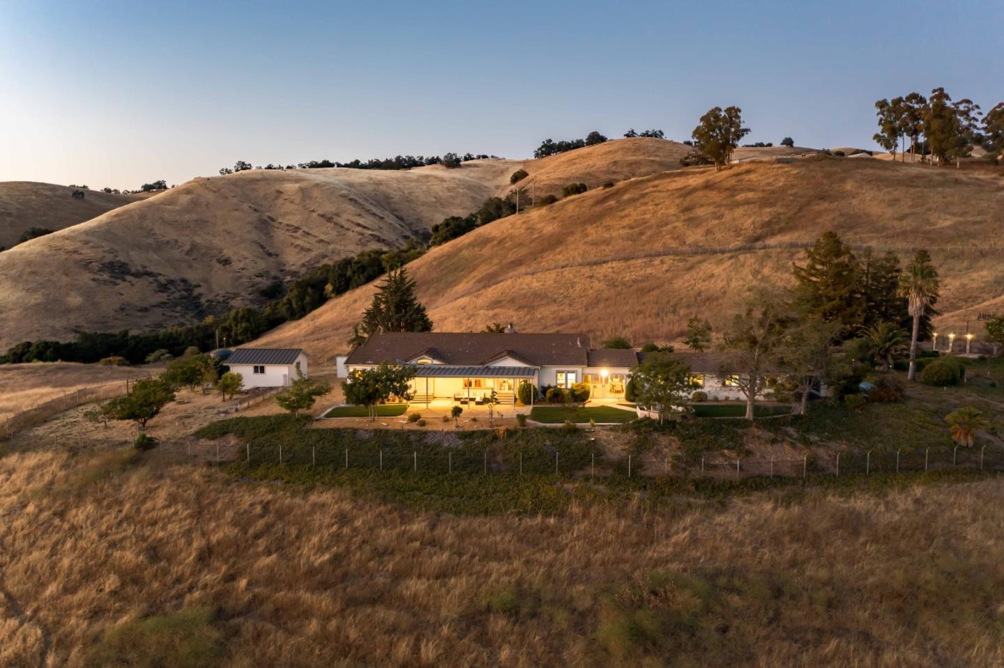 4024 Higuera Highland Lane