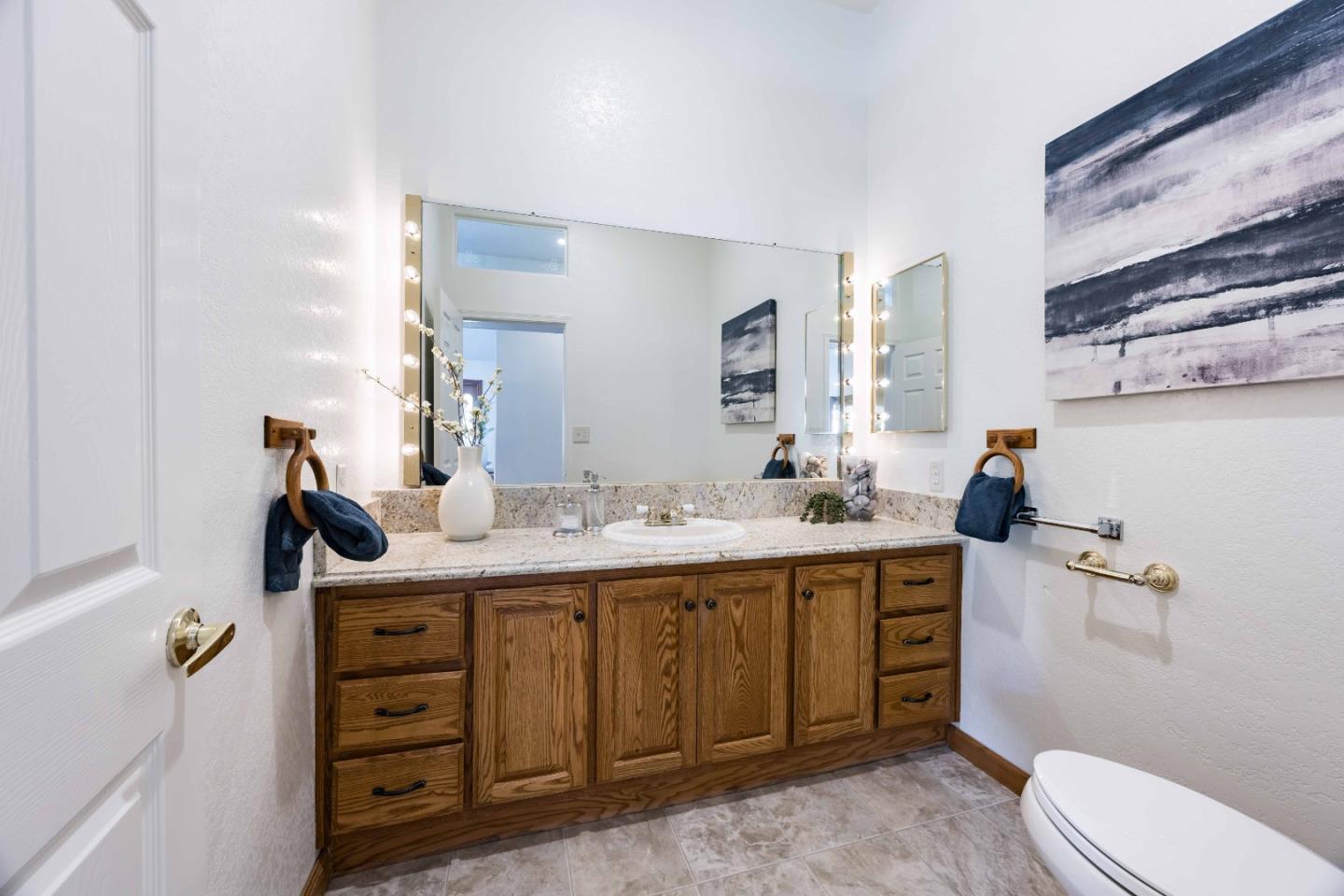 4024 Higuera Highland Lane