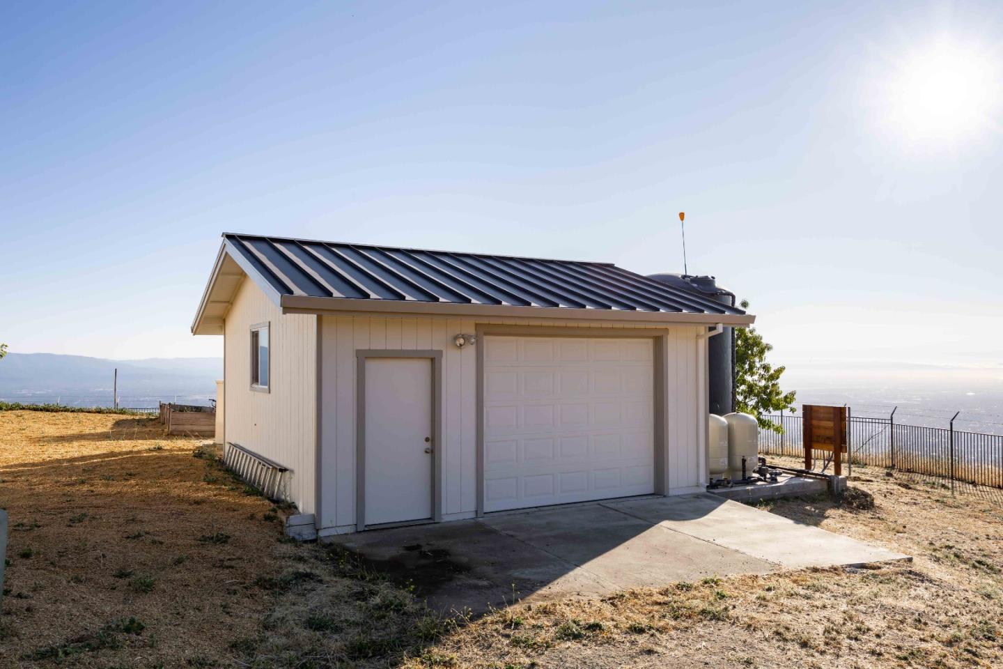 4024 Higuera Highland Lane
