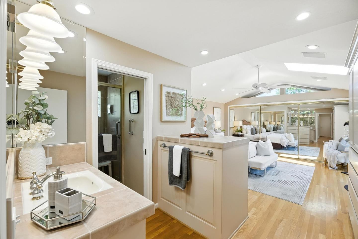 6182 Calle Del Conejo