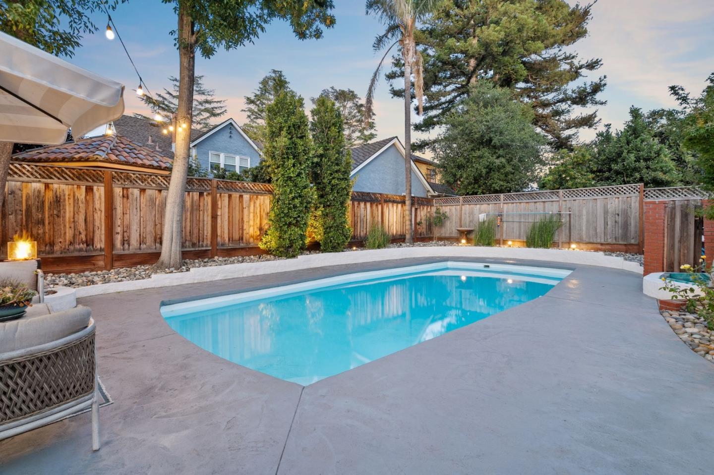 327 Crest Drive