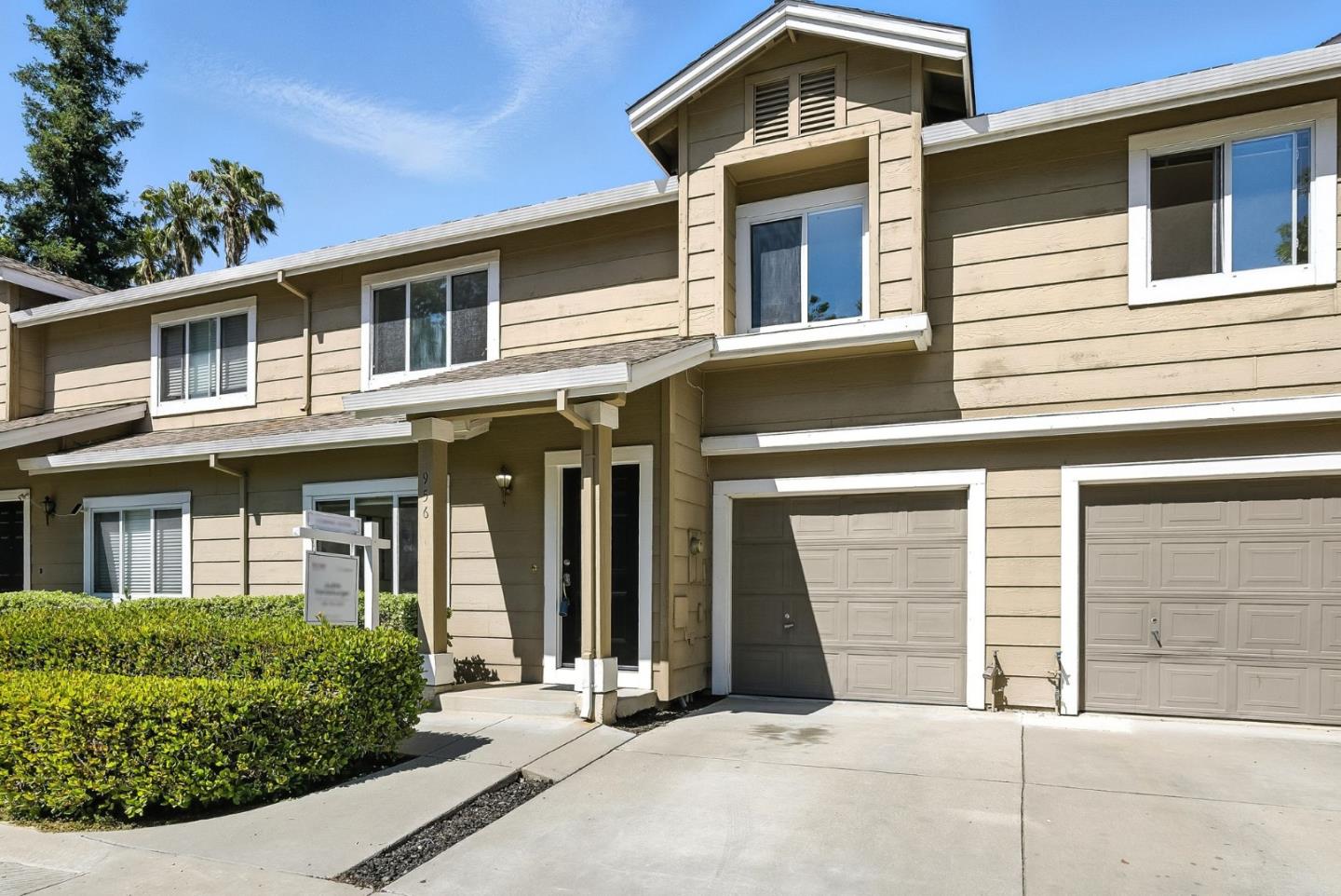 956 Deer Meadow Court