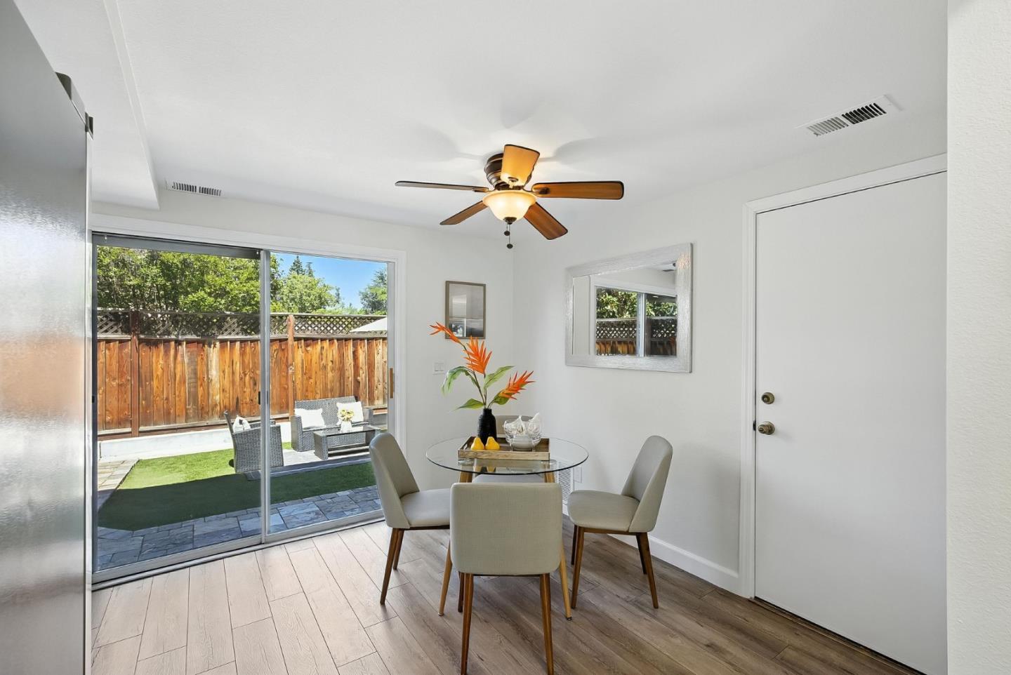 956 Deer Meadow Court