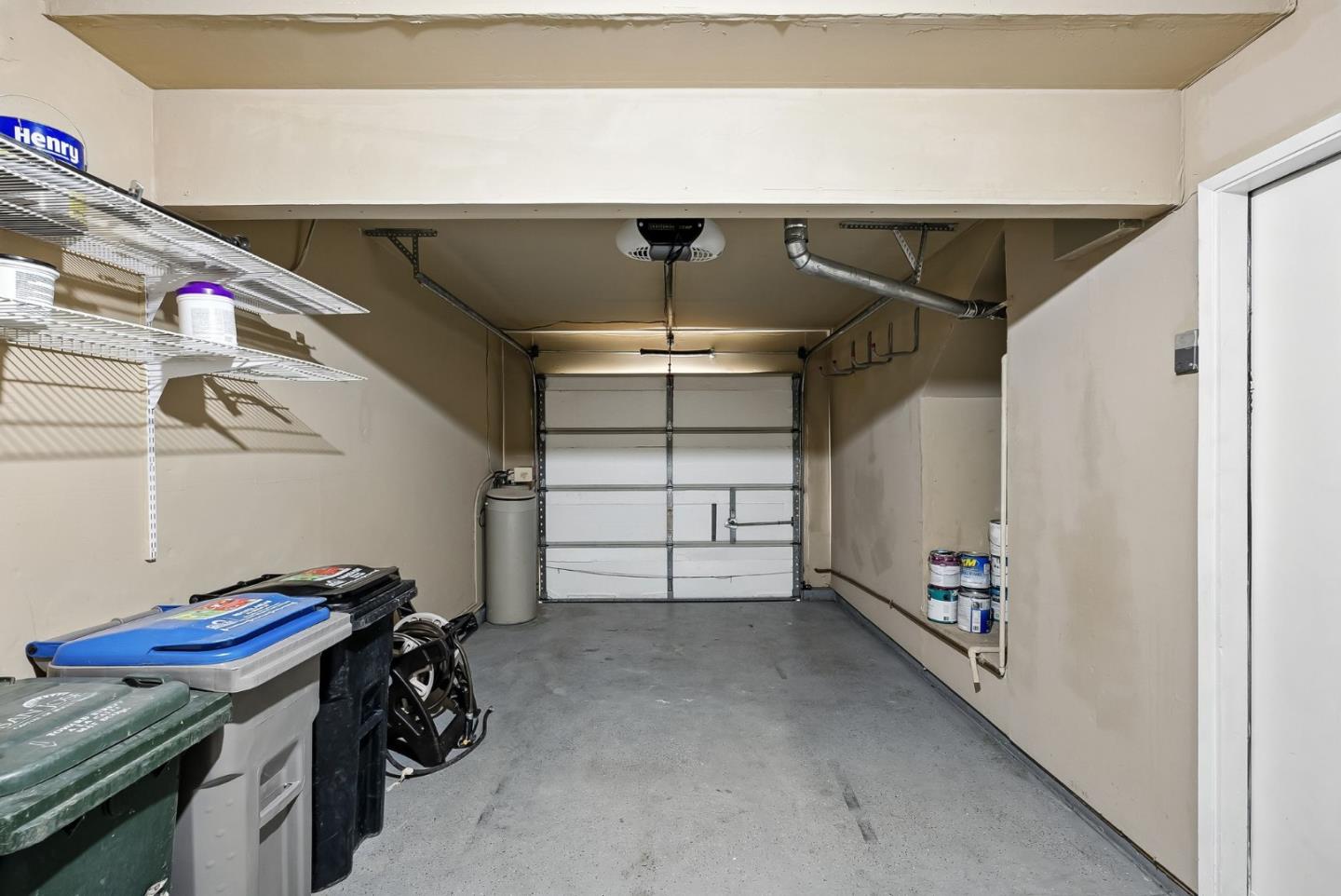 956 Deer Meadow Court