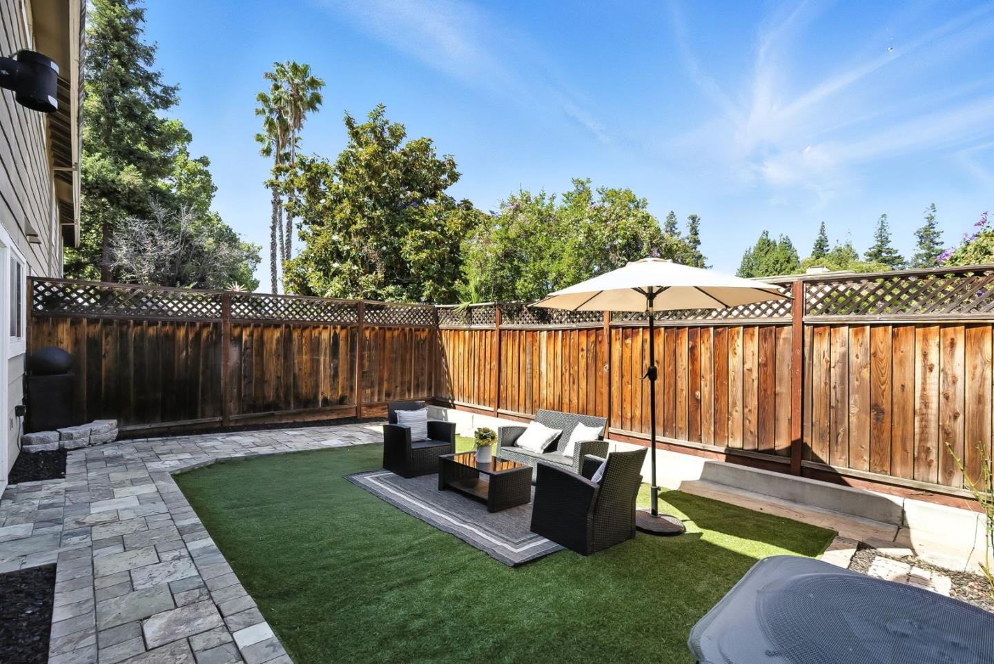 956 Deer Meadow Court