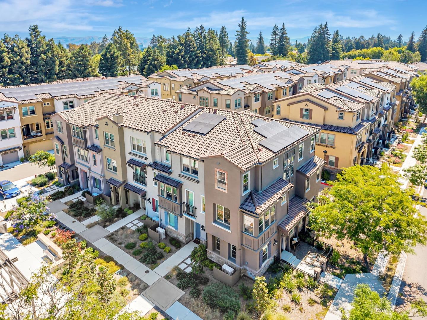 1225 Verano Road