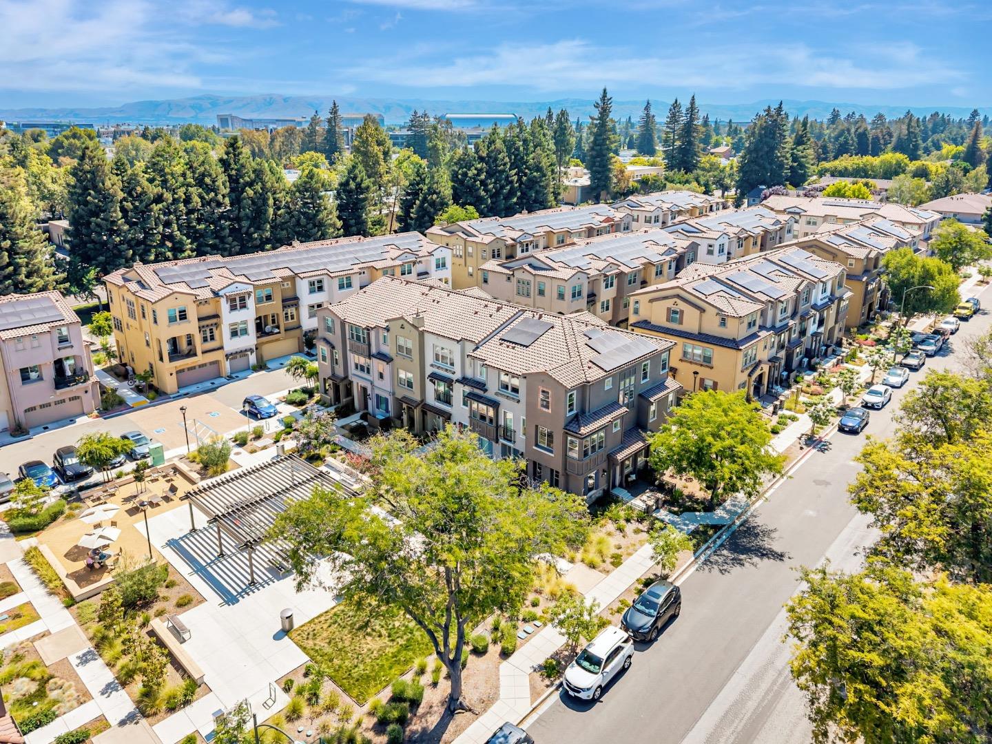 1225 Verano Road