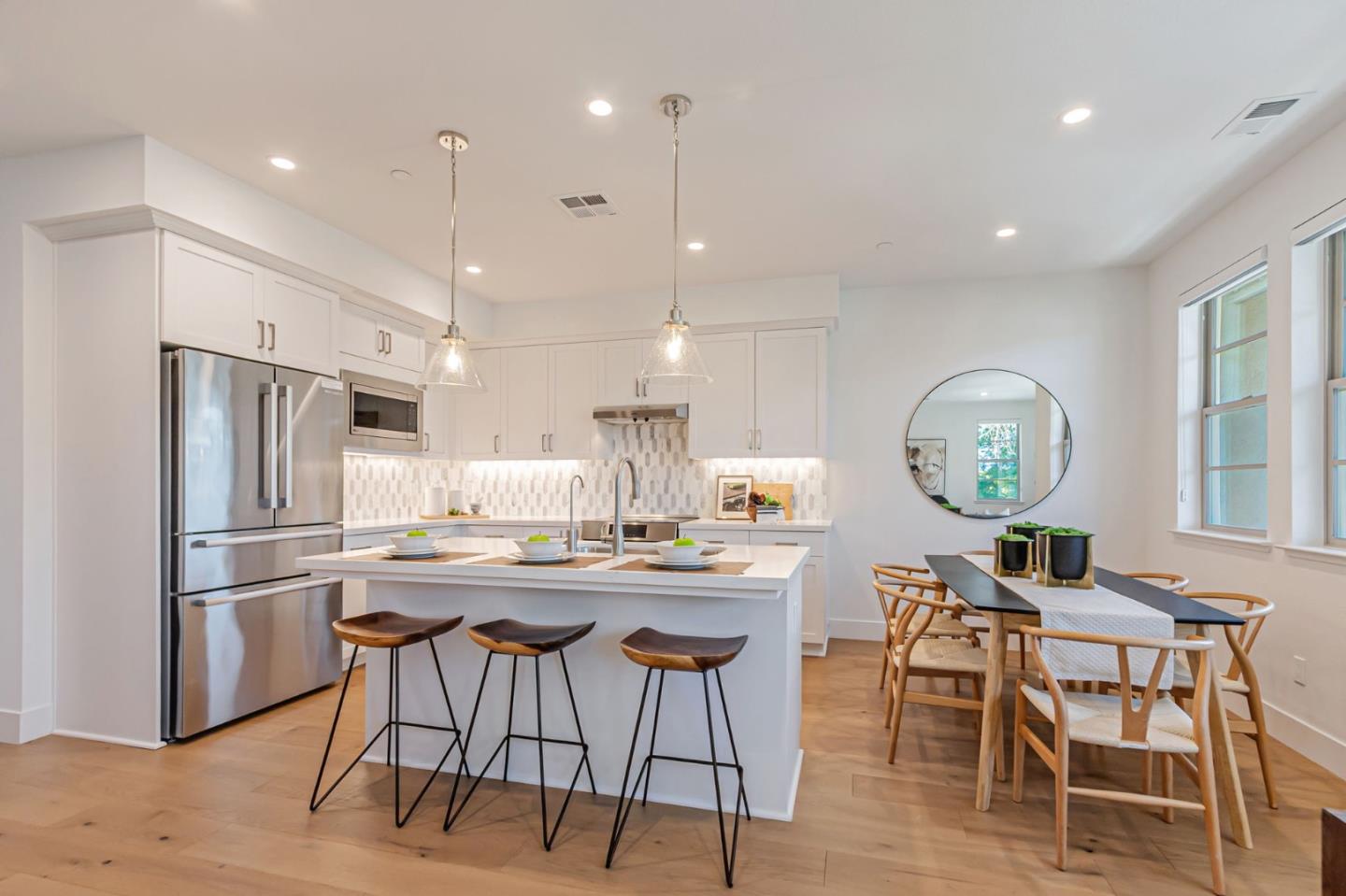1225 Verano Road