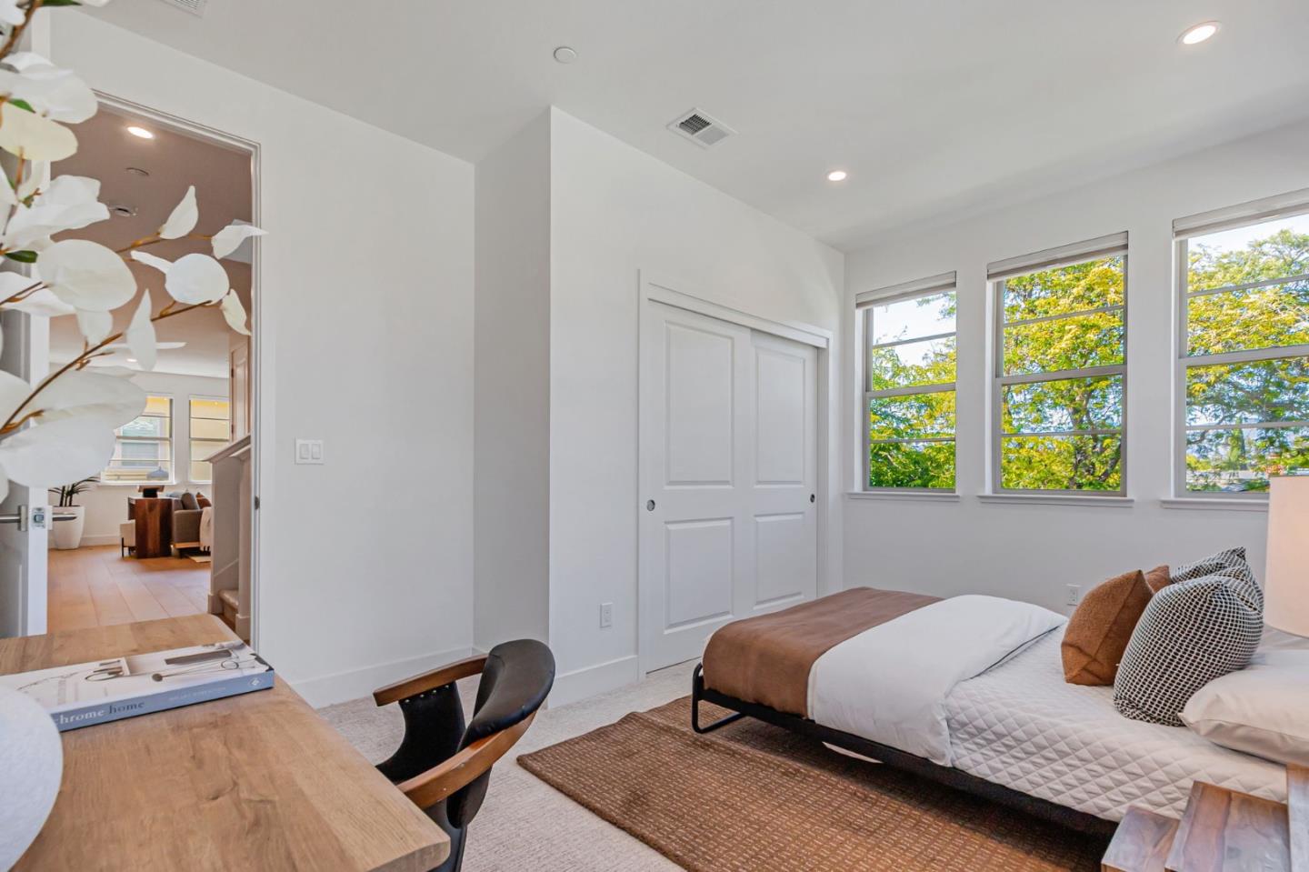 1225 Verano Road