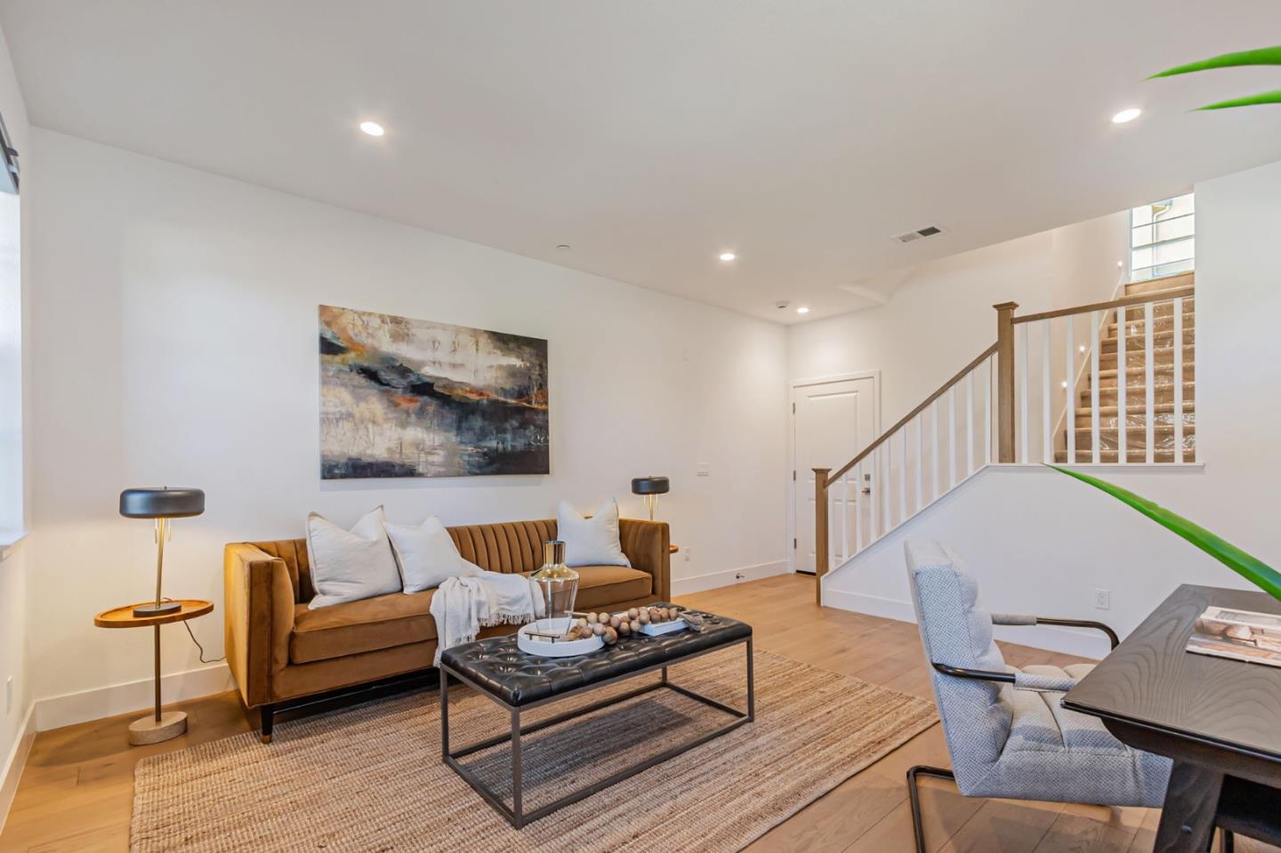 1225 Verano Road