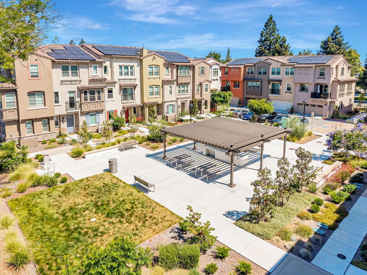 1225 Verano Road