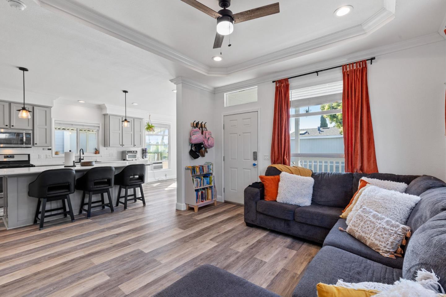 2151 Oakland Road Unit: 210