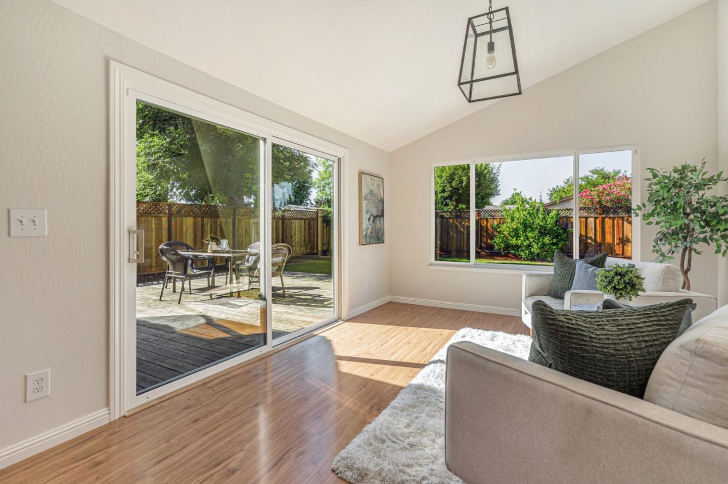 903 Furlong Drive
