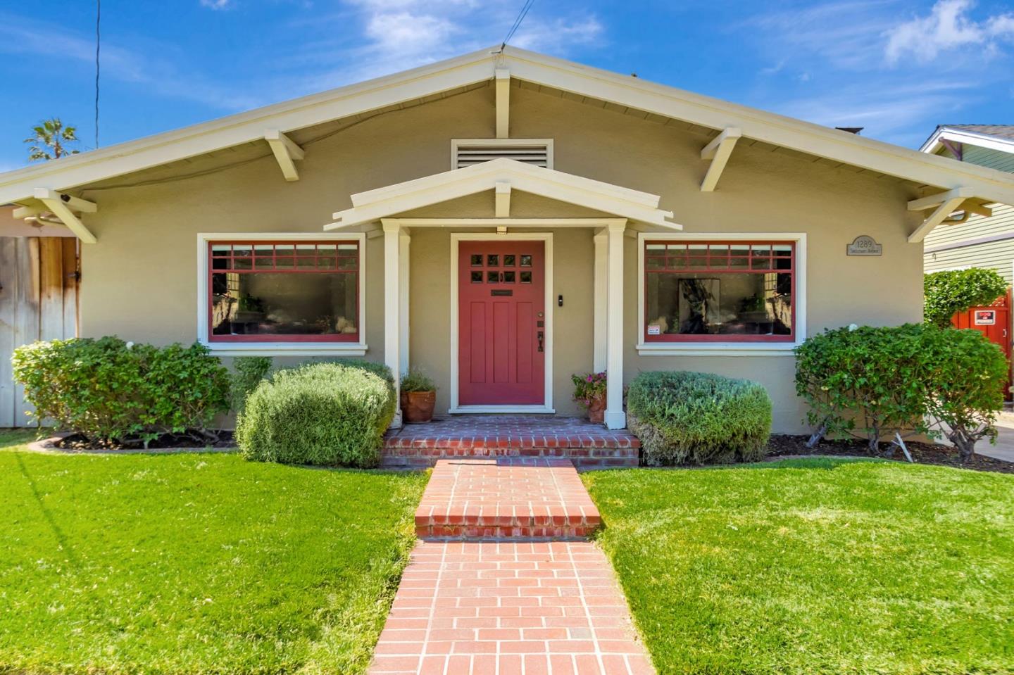 1289 Singletary Avenue