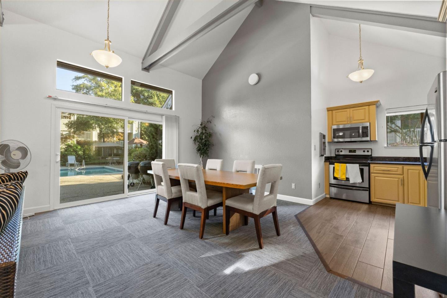 938 Clark Avenue 34