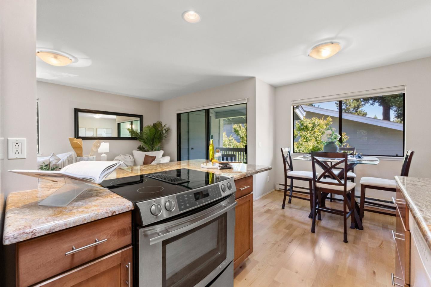 938 Clark Avenue 34
