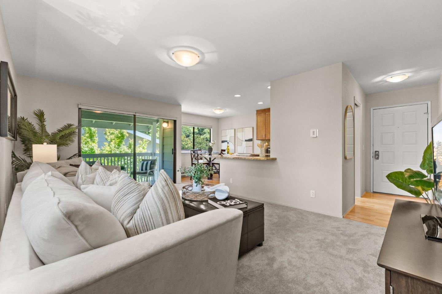 938 Clark Avenue 34