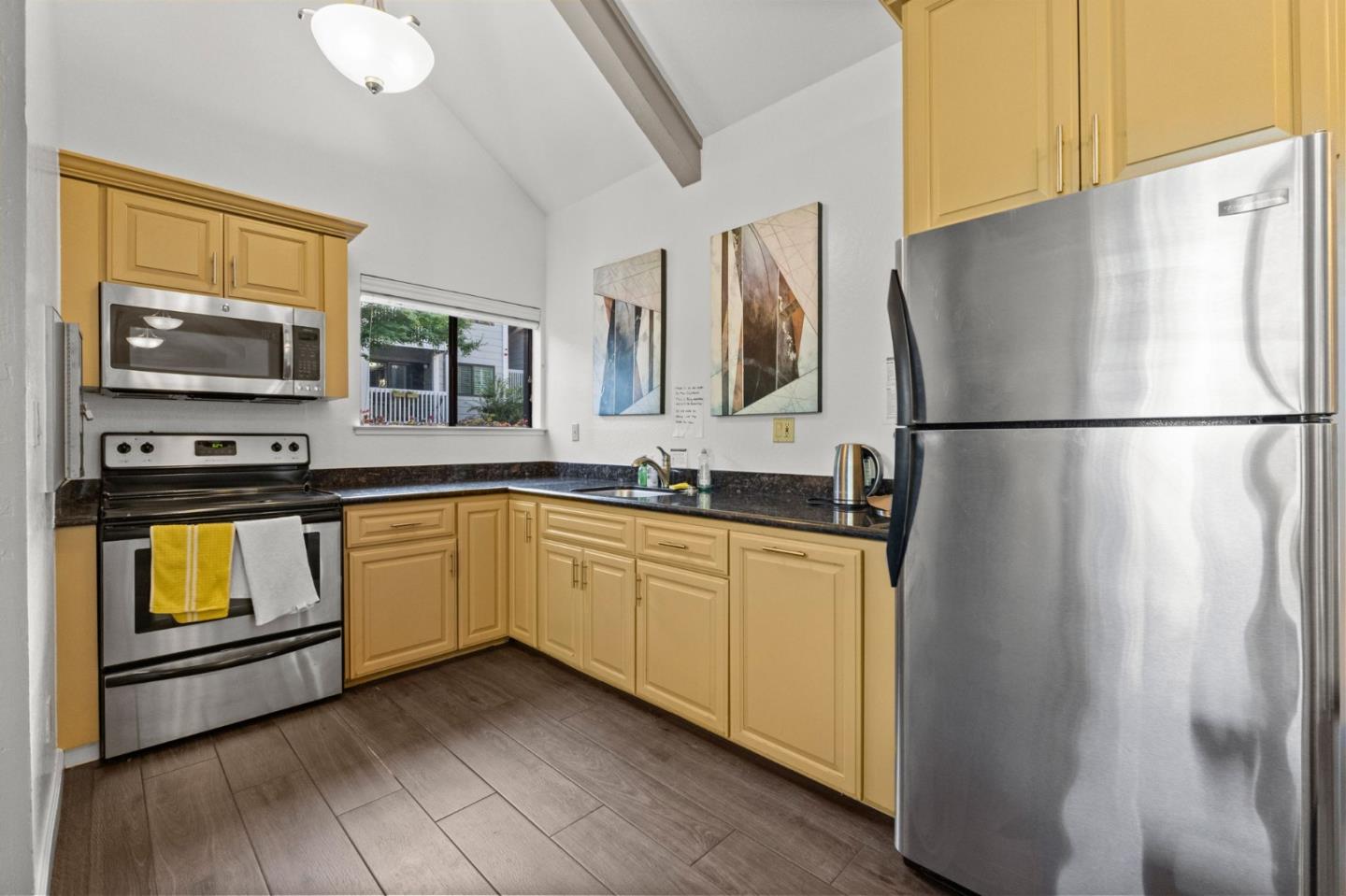 938 Clark Avenue 34