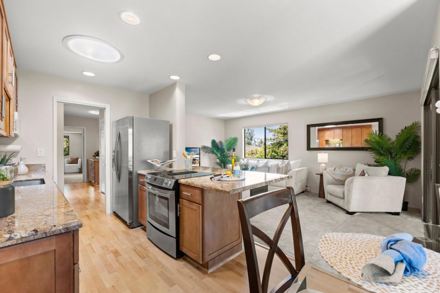 938 Clark Avenue 34