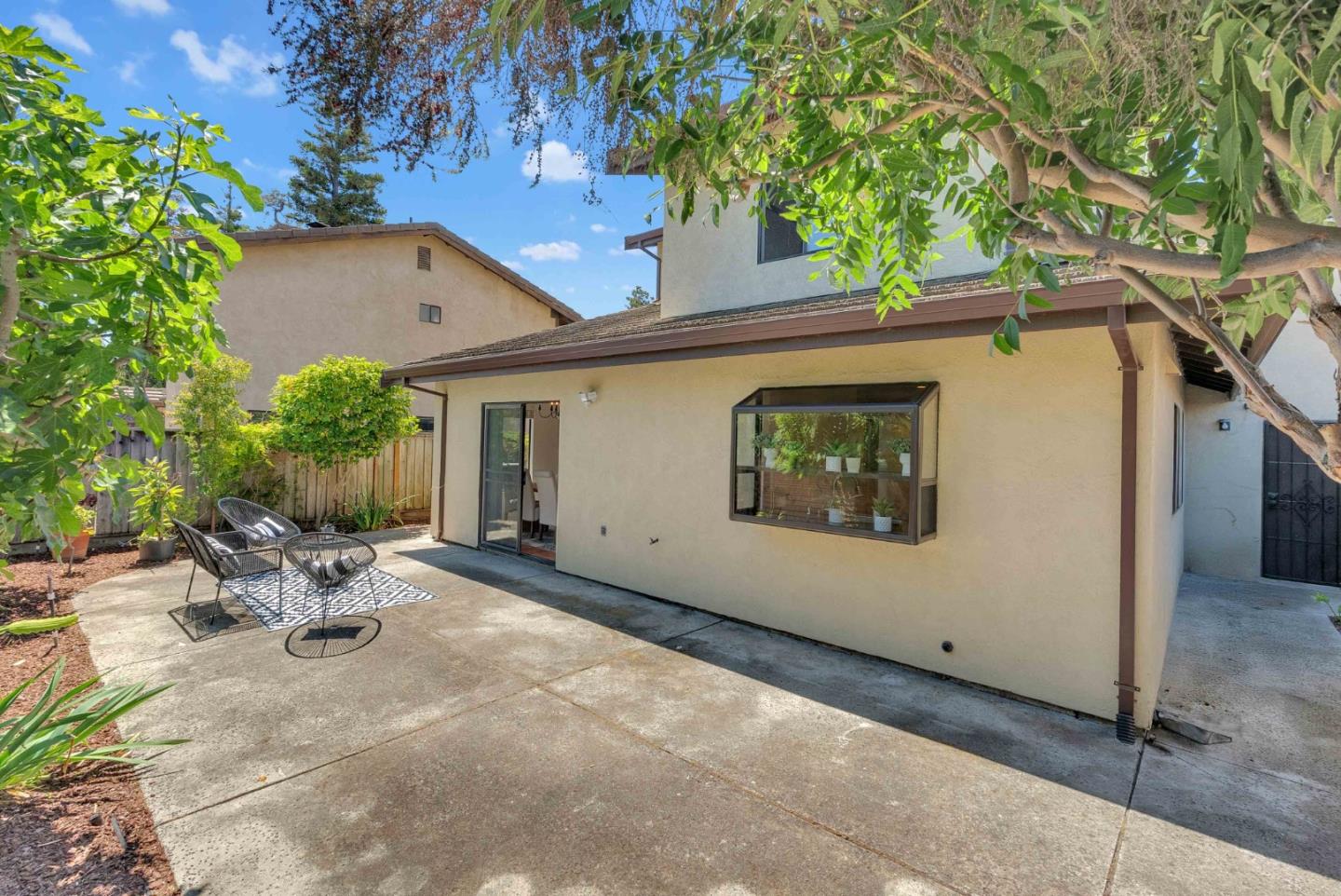 6031 Peppertree Court