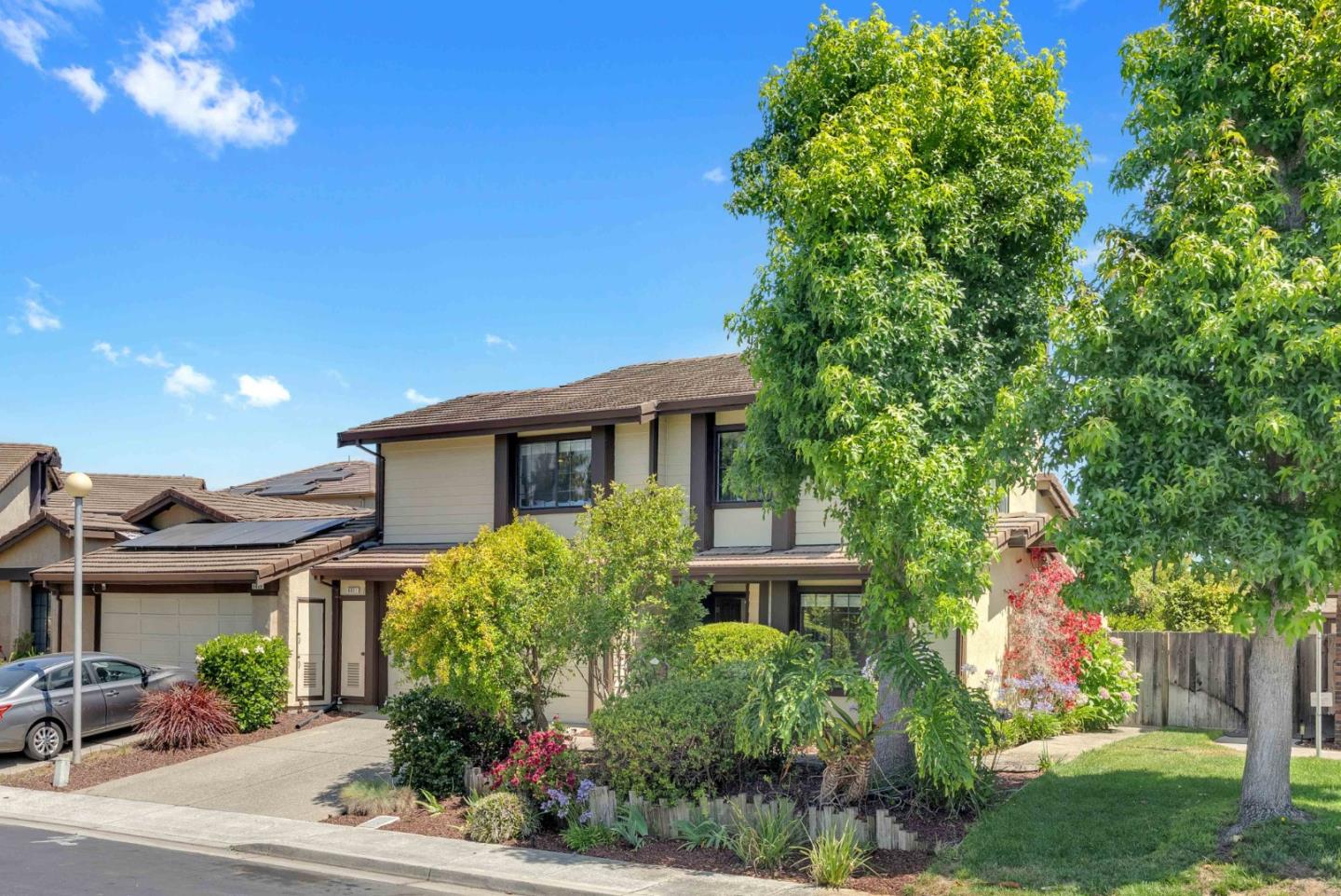 6031 Peppertree Court
