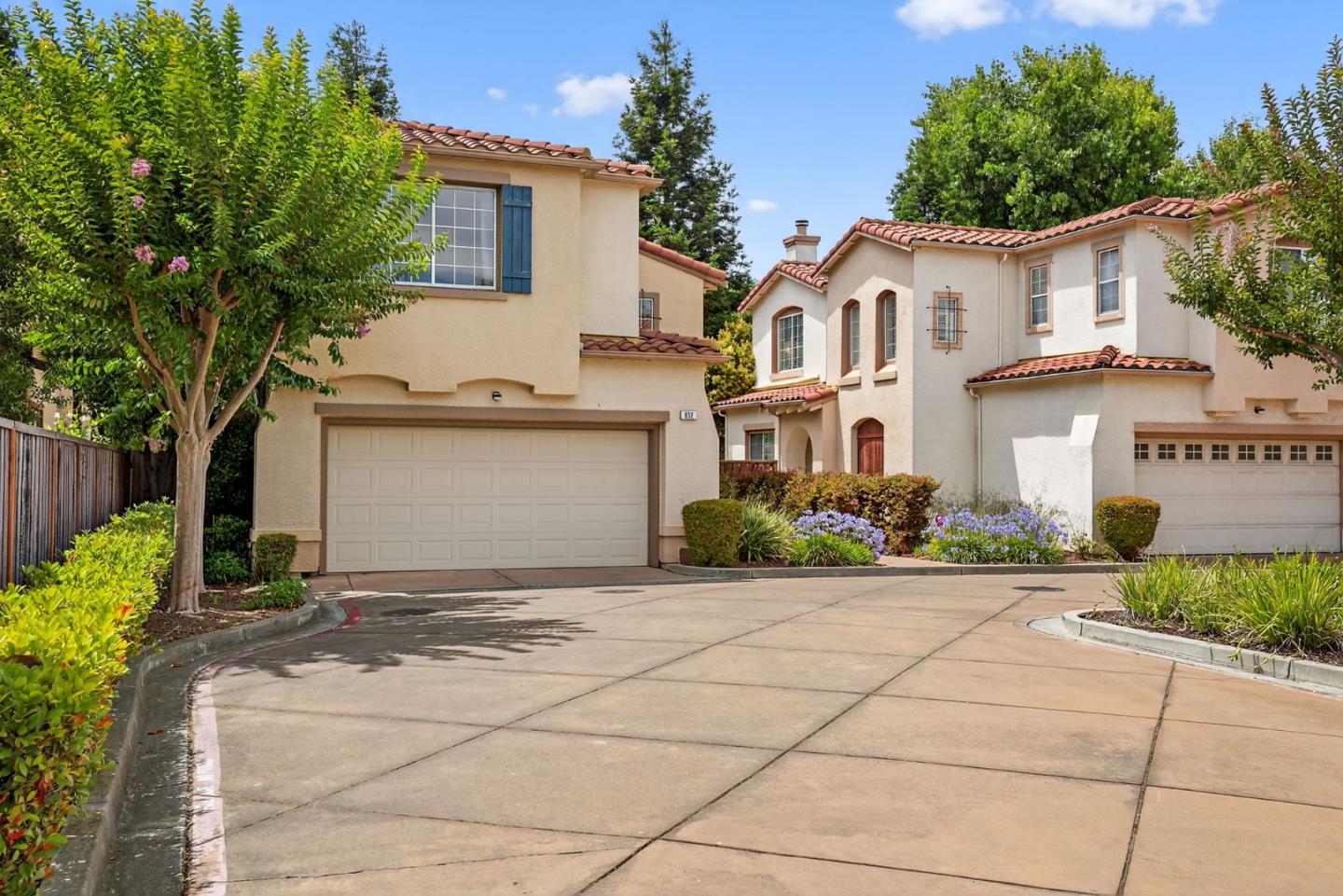 612 Villa Centre Way