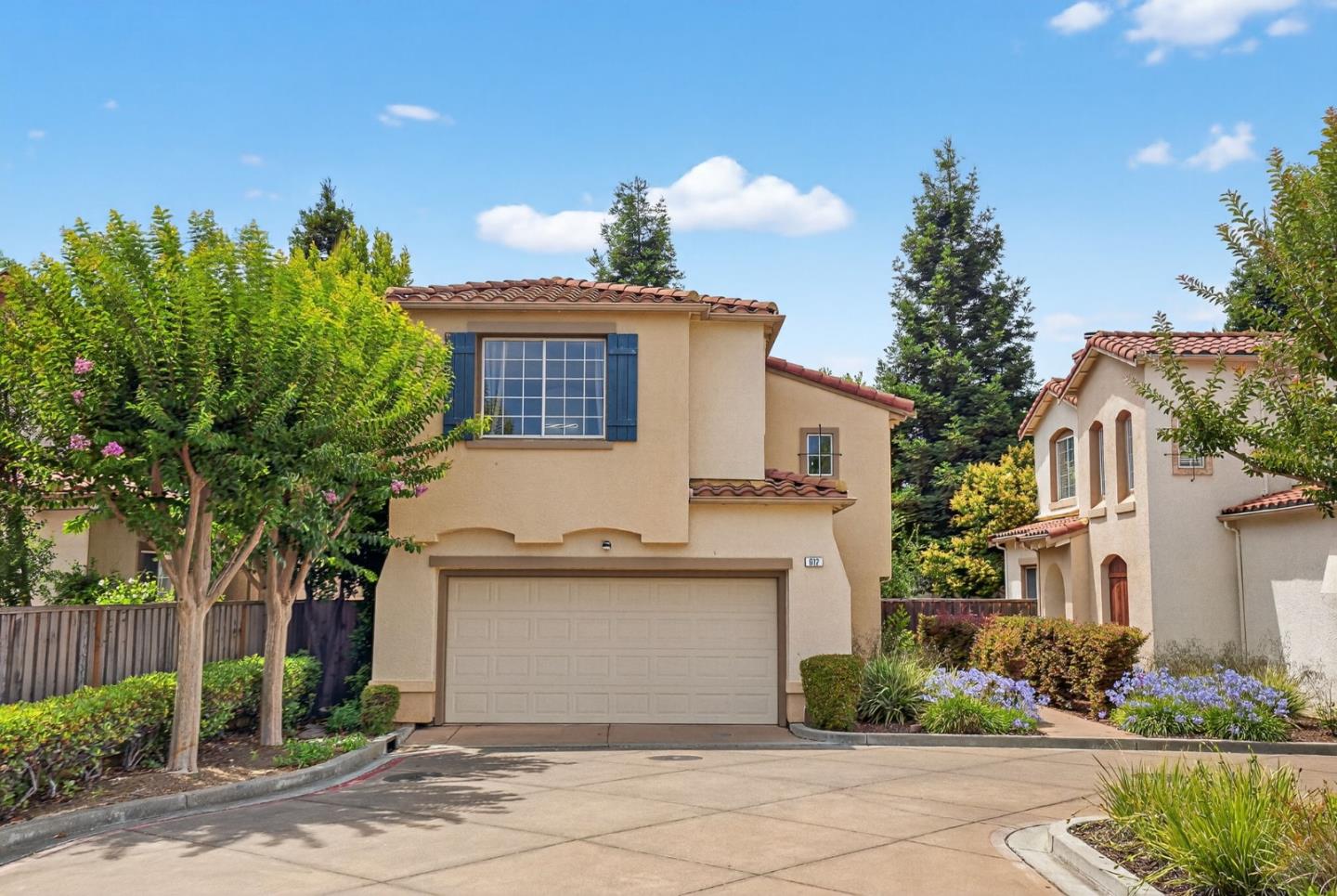 612 Villa Centre Way