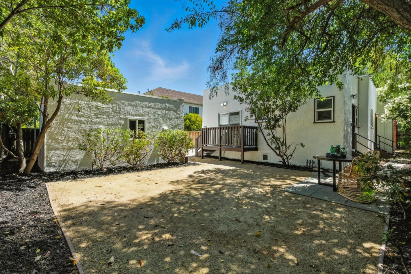 1165 Clinton Street
