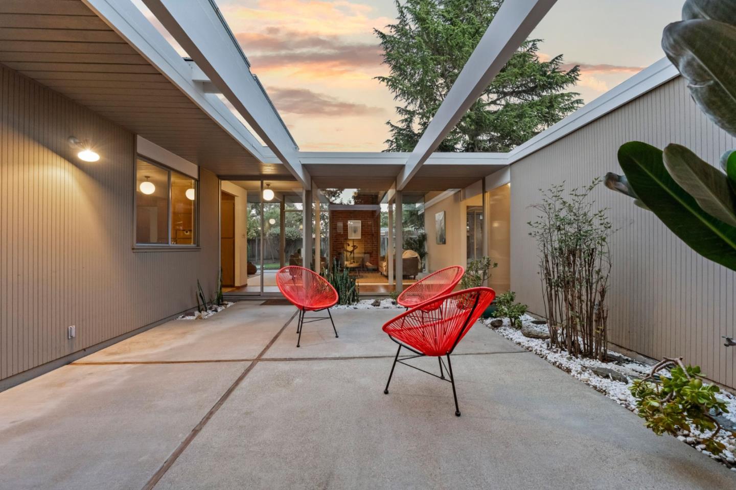 1204 Navlet Court