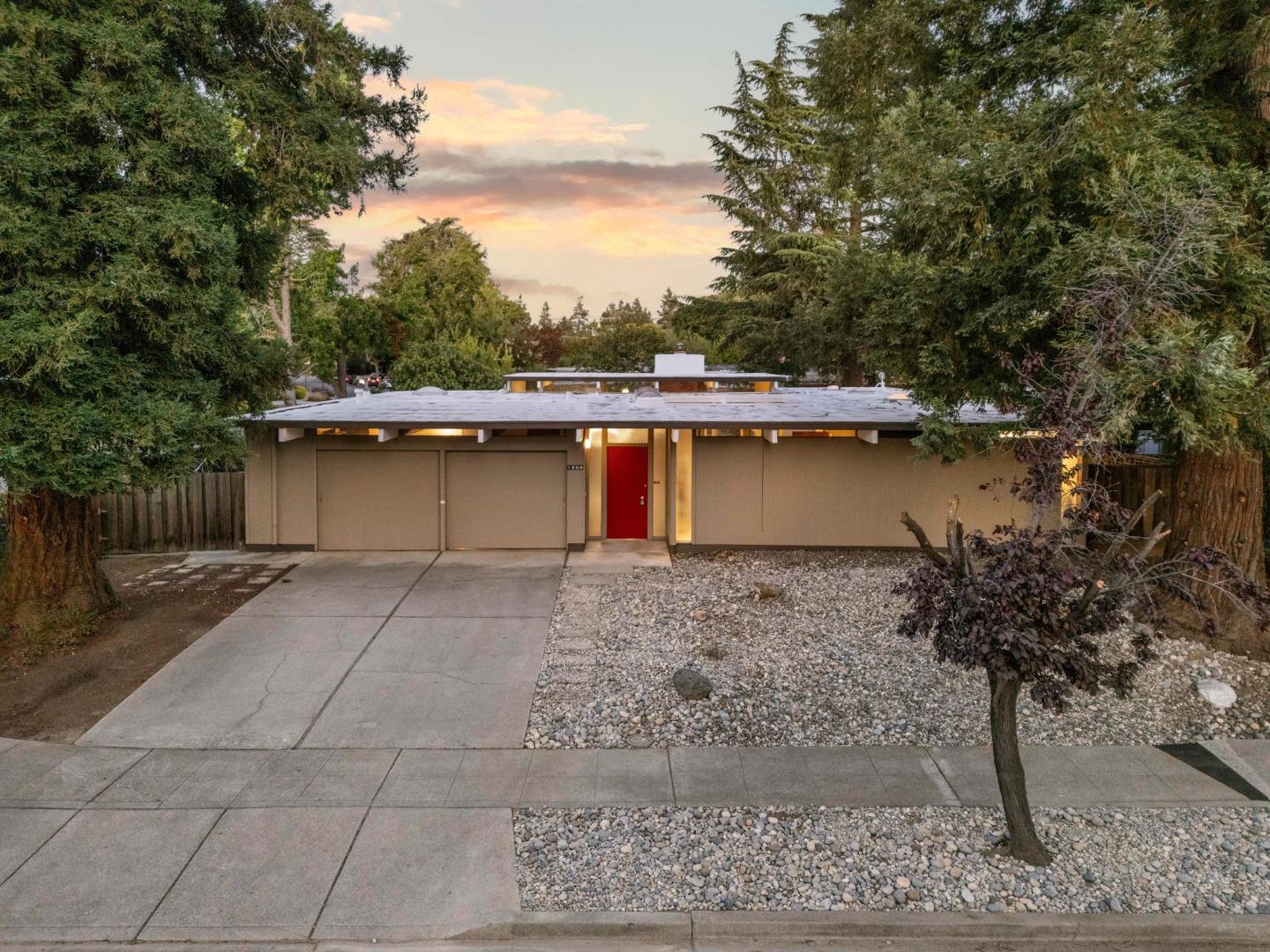 1204 Navlet Court