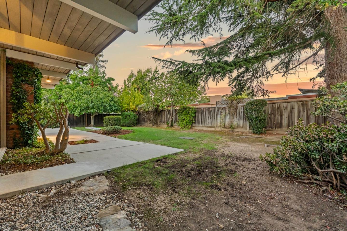 1204 Navlet Court
