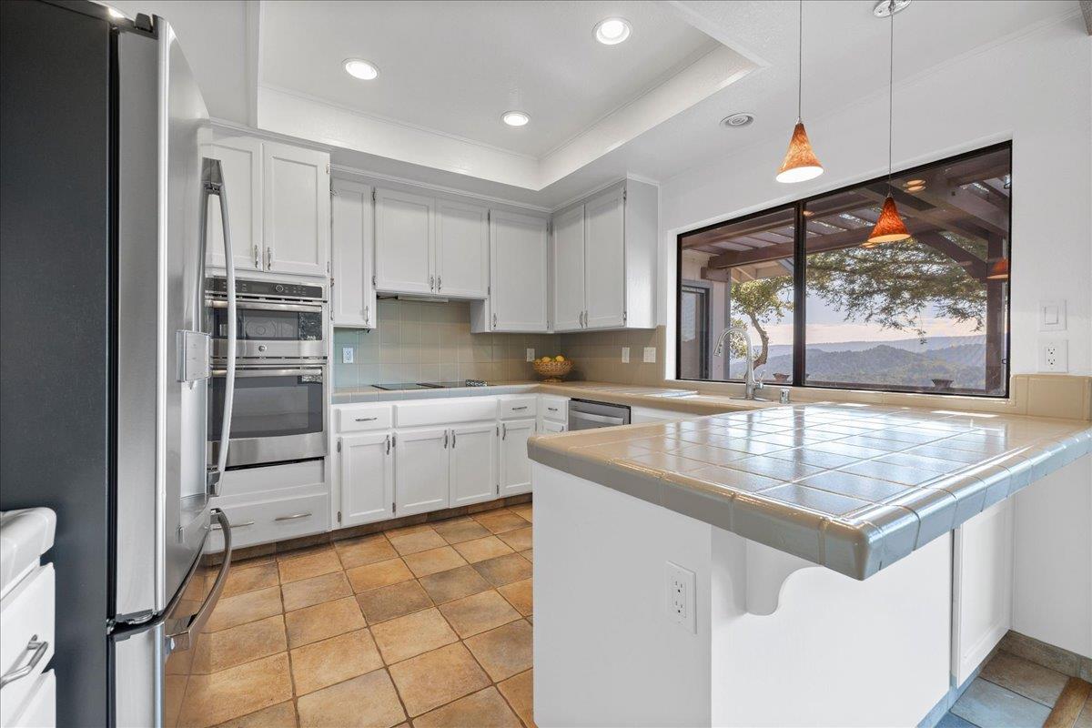 25435 Hutchinson Road