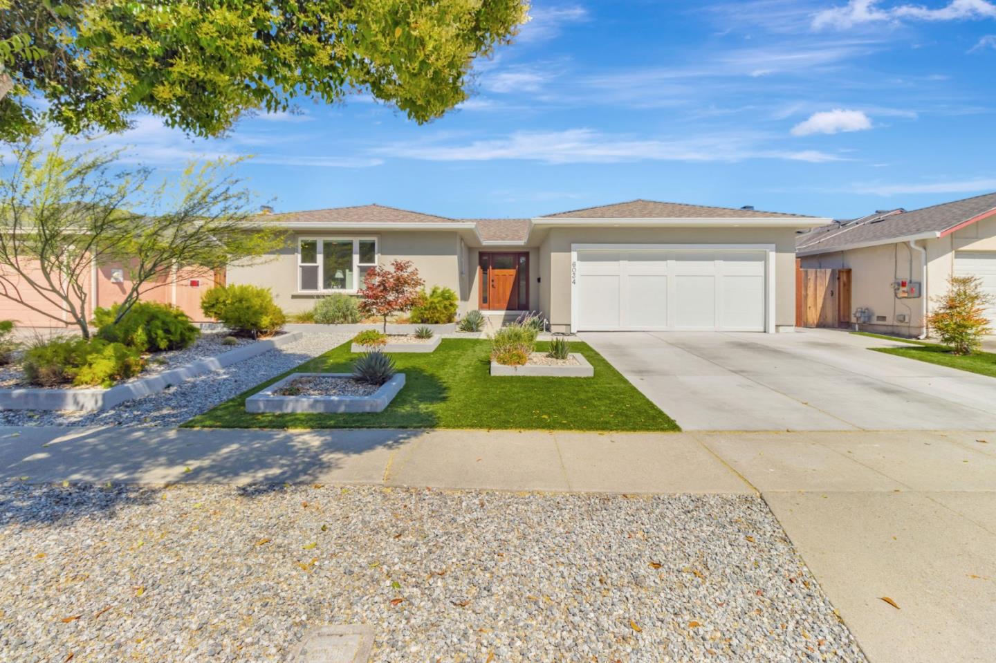 6034 Palm Springs Circle