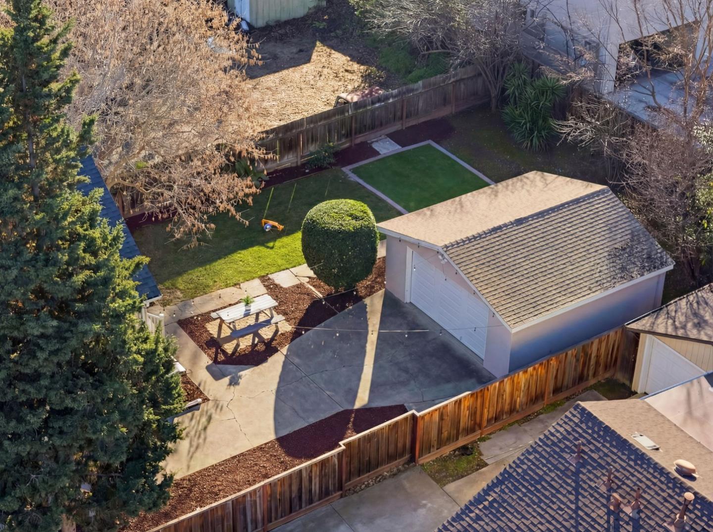 271 North Central Avenue