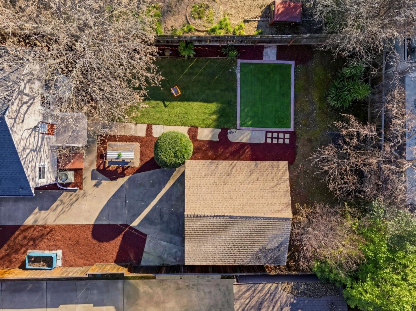 271 North Central Avenue