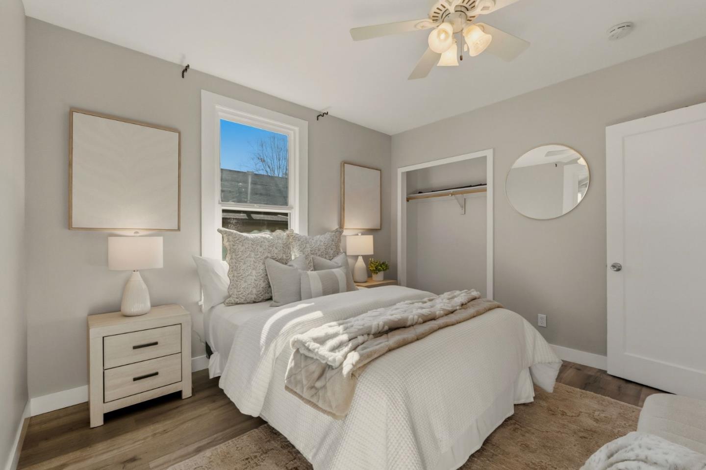 271 North Central Avenue