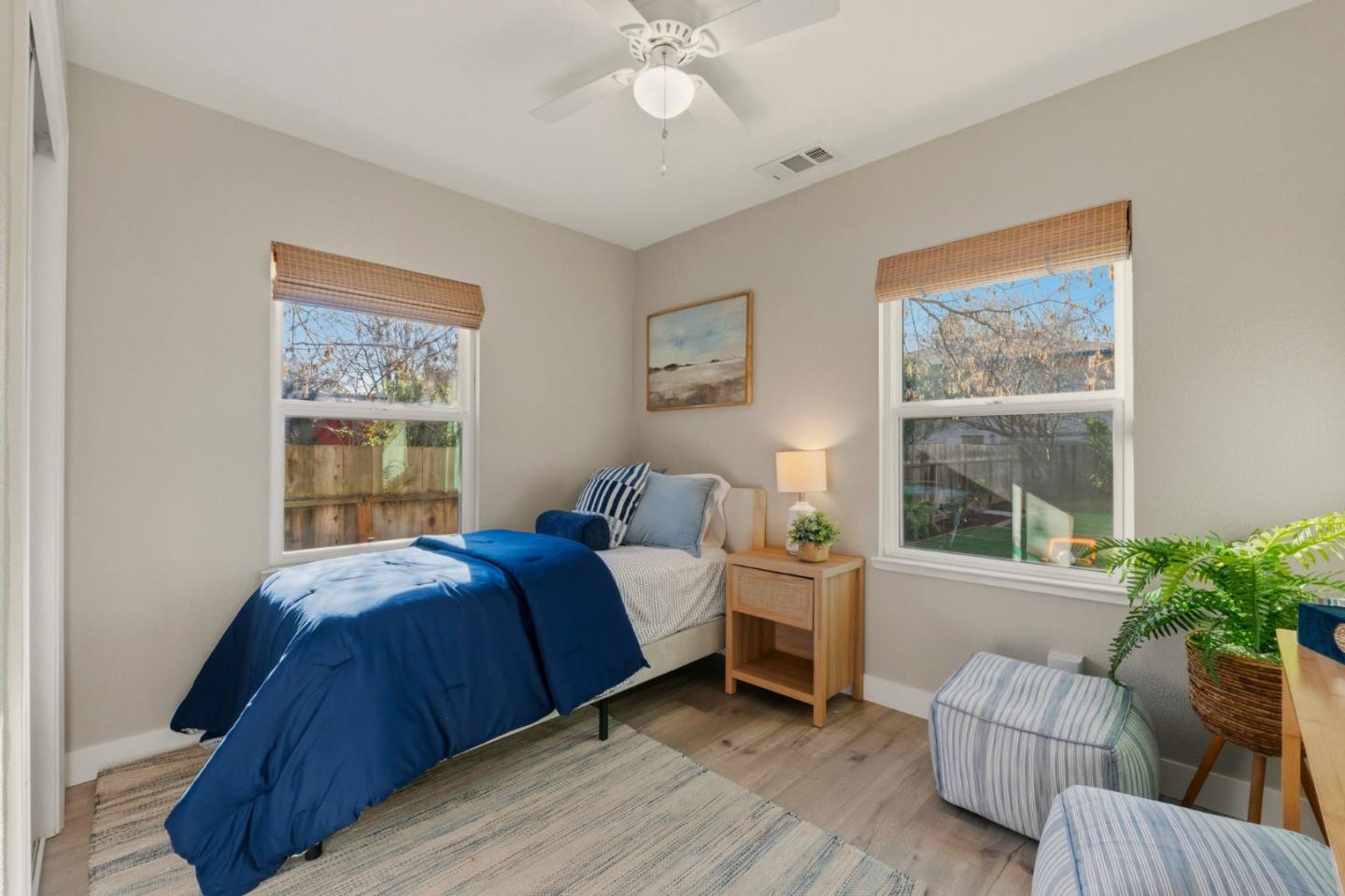 271 North Central Avenue