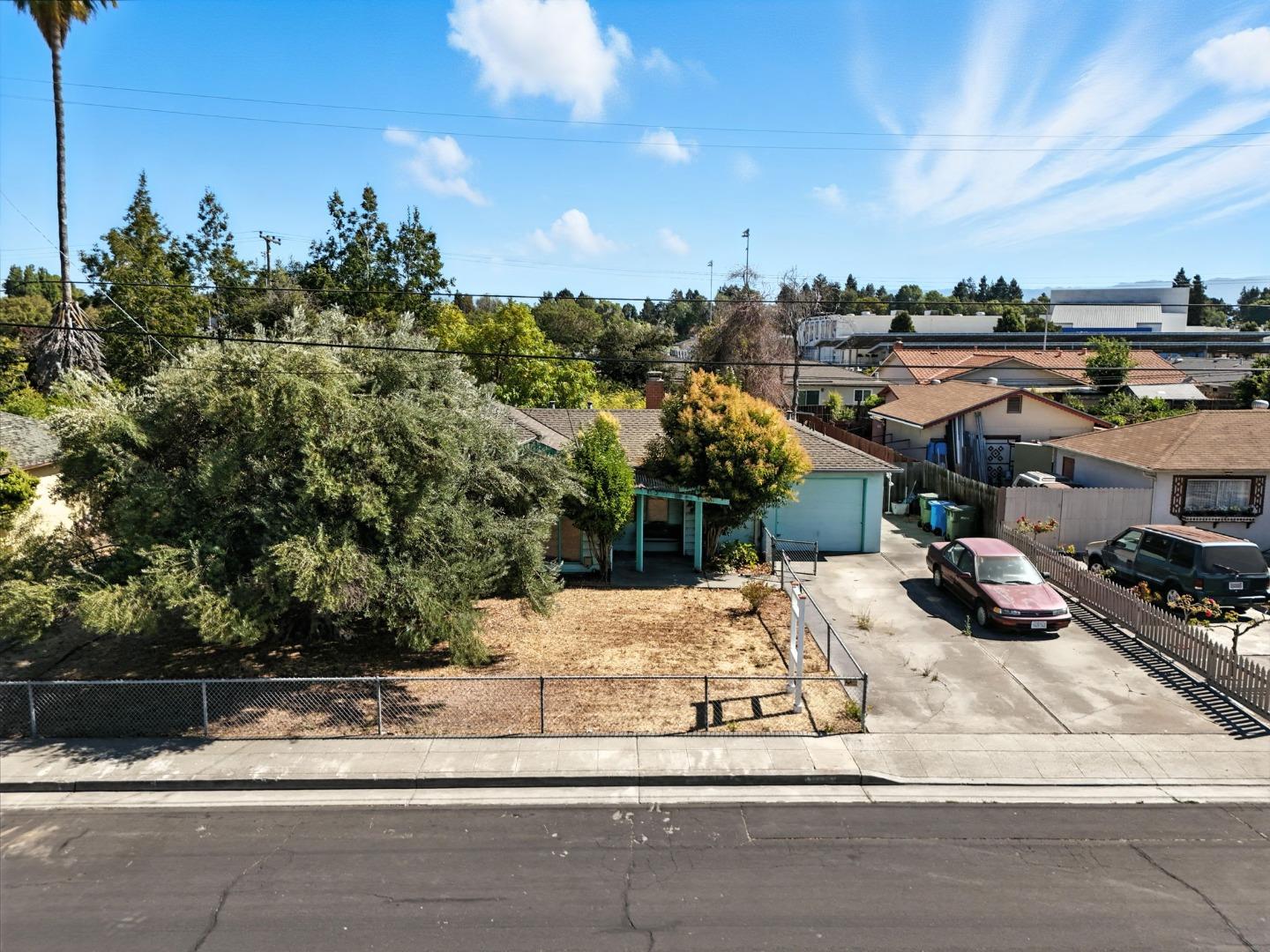 2992 Humbolt Avenue