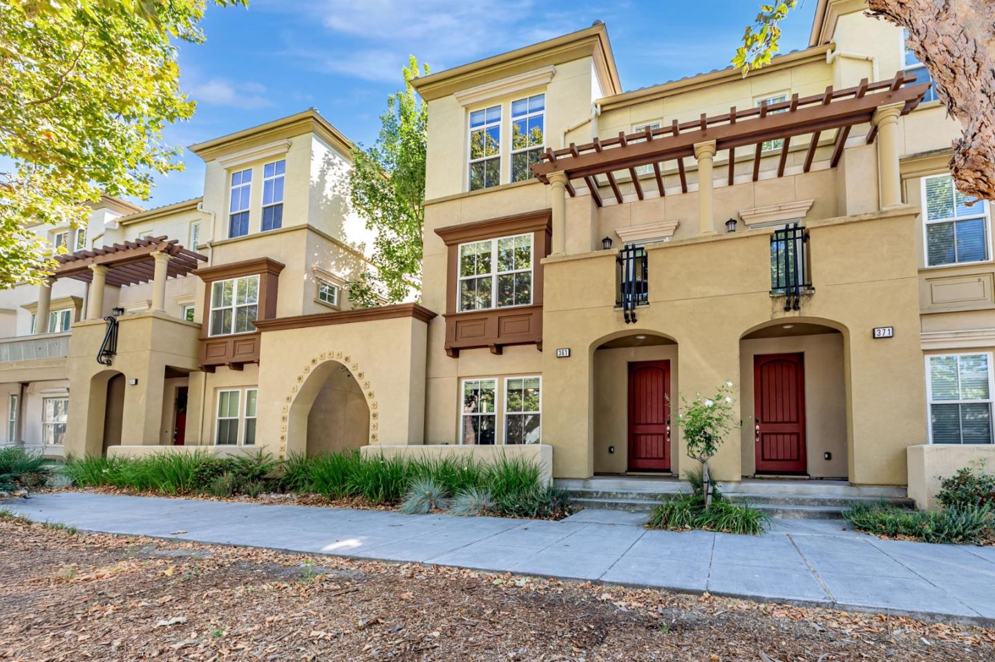 361 West Evelyn Avenue