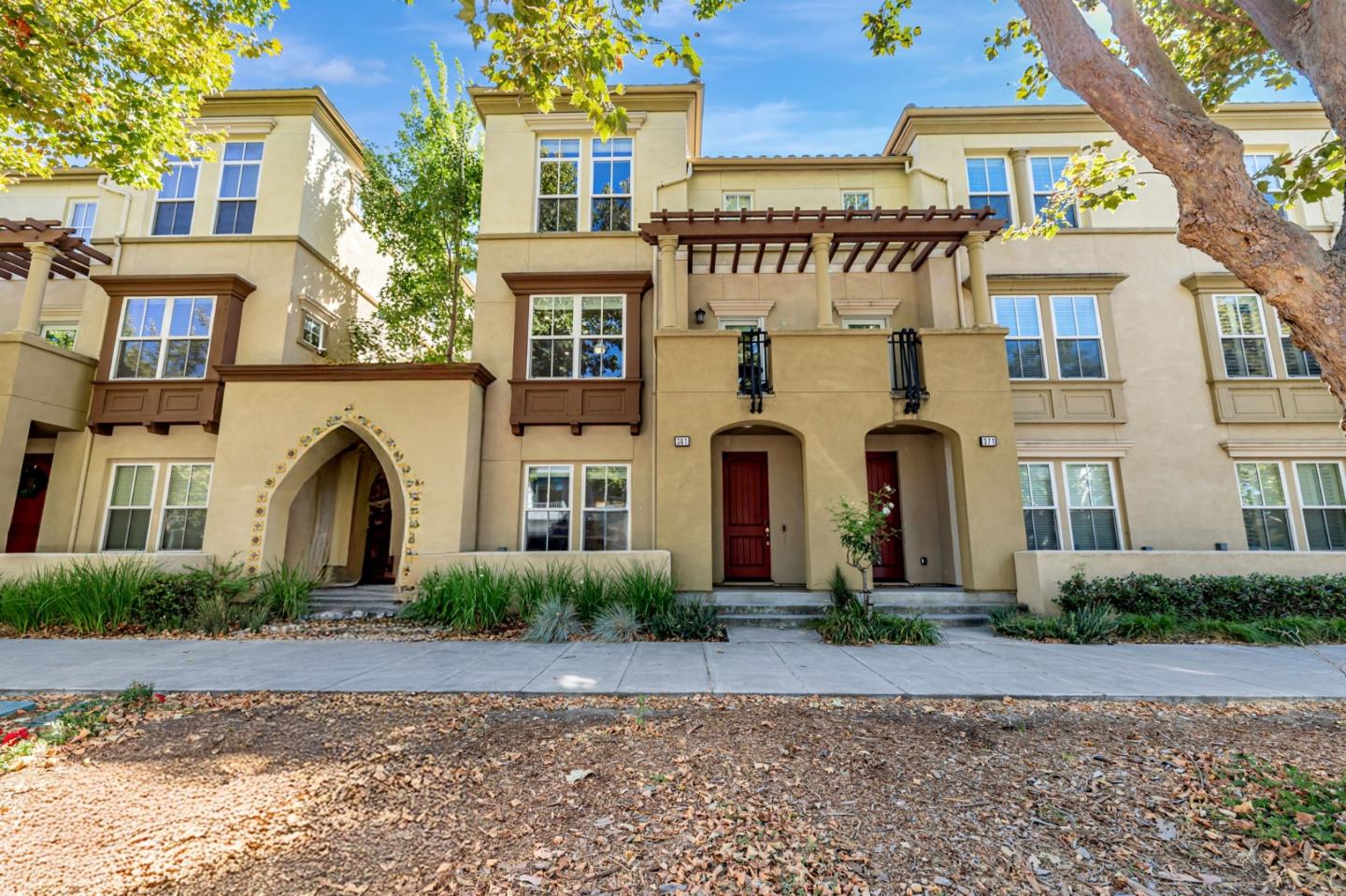 361 West Evelyn Avenue