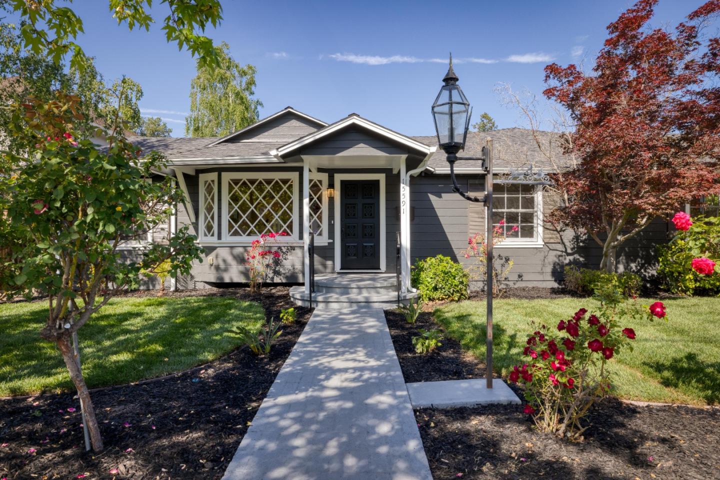 15591 Loma Vista Avenue