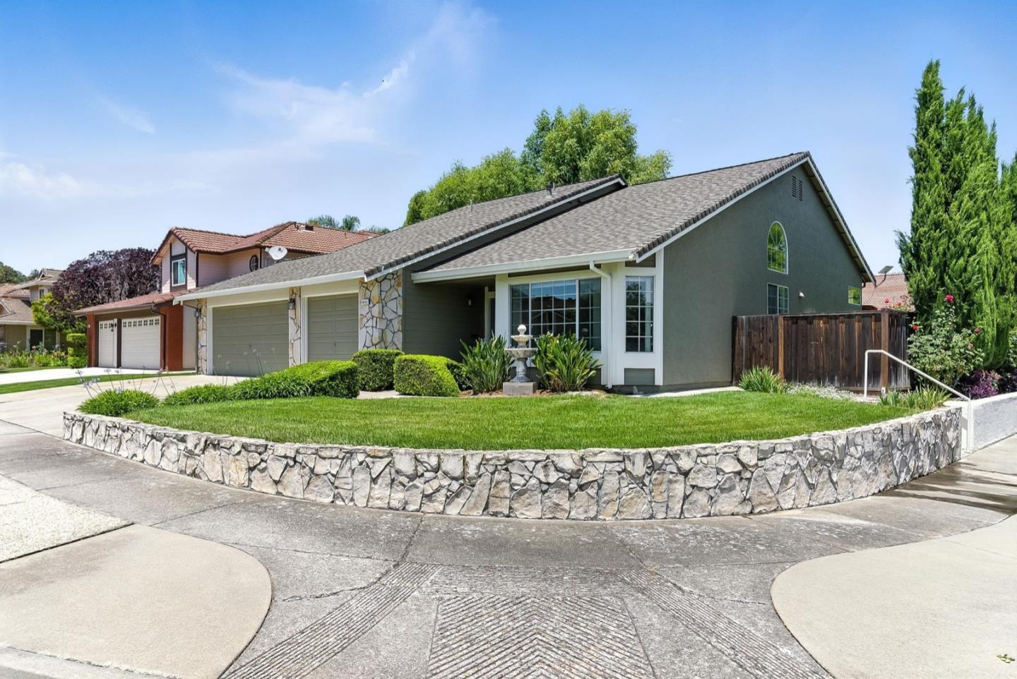 1415 Quail Walk Drive