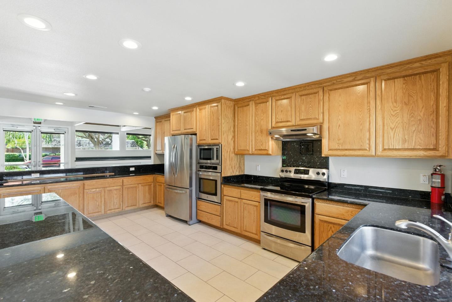 4590 Cimarron River Court