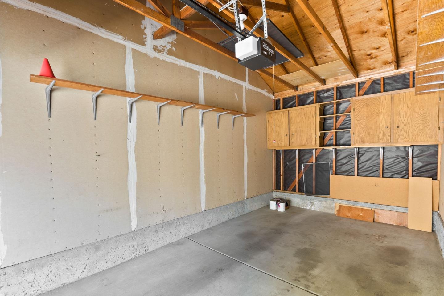 1340 Meadow Ridge Circle