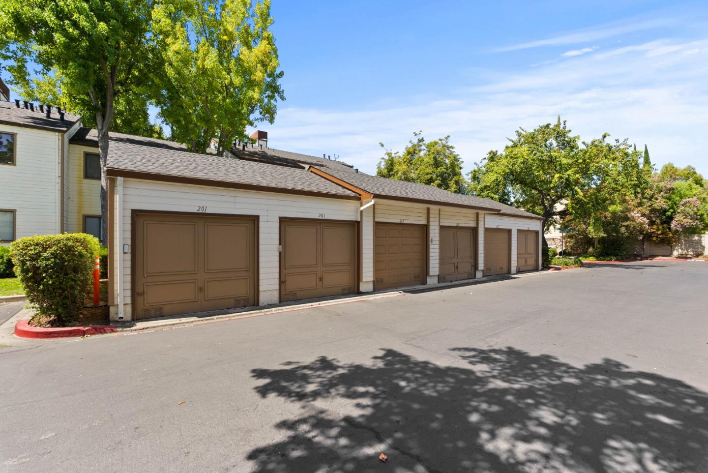 1340 Meadow Ridge Circle