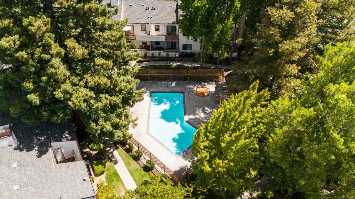 1340 Meadow Ridge Circle