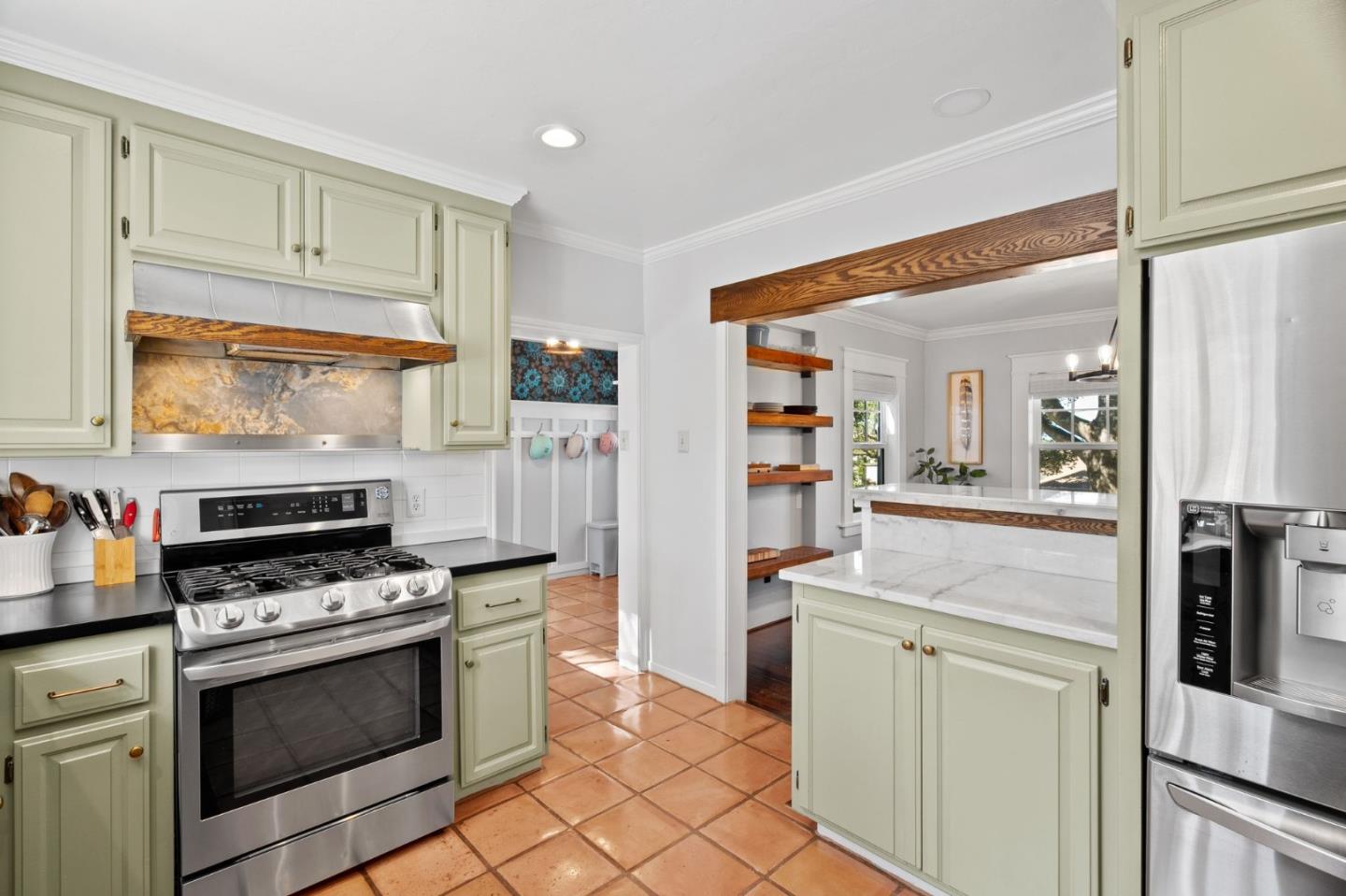 327 Crest Drive