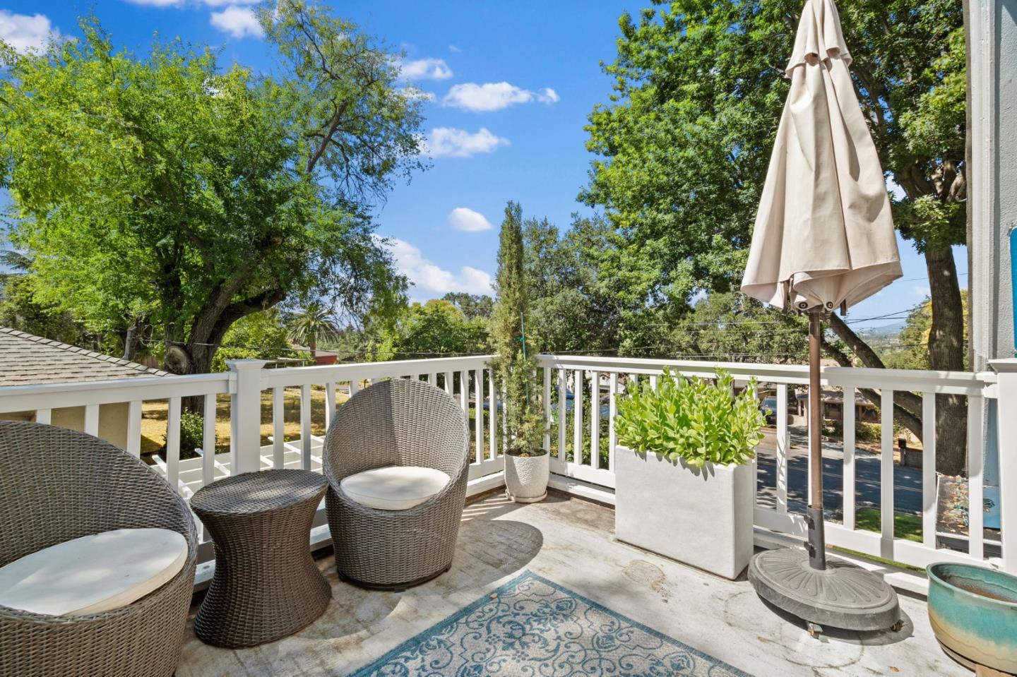327 Crest Drive