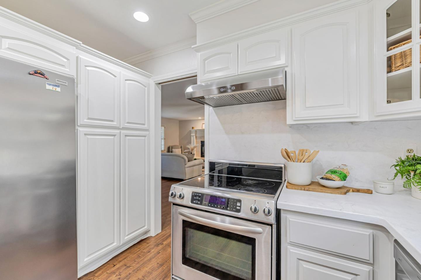 6227 Calle Bonita